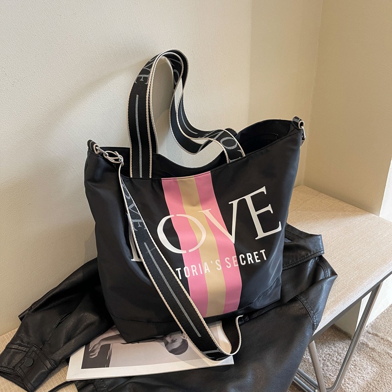 Travel Tote Bag