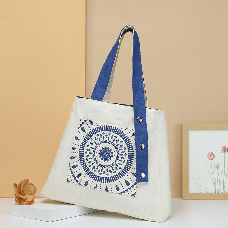 Canvas&nbsp;Tote